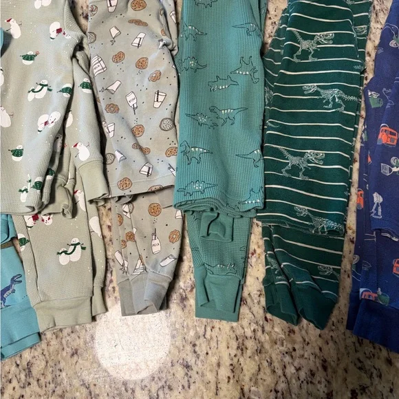 Set of 9 Boys 3T Pajamas - Picture 8 of 11